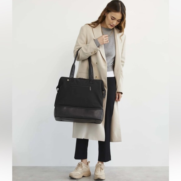 Beis The Convertible Mini Weekender in Black - Picture 5 of 10